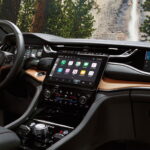 2026 Jeep Grand Cherokee interior front seats